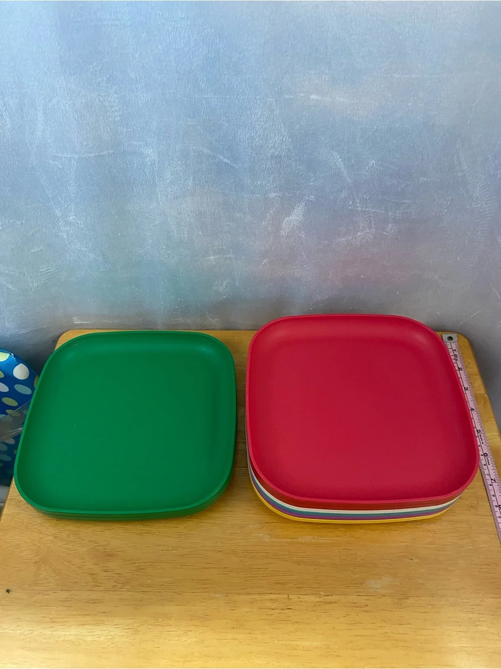 Vintage Tupperware Stackable Plates 1534 Set of 8